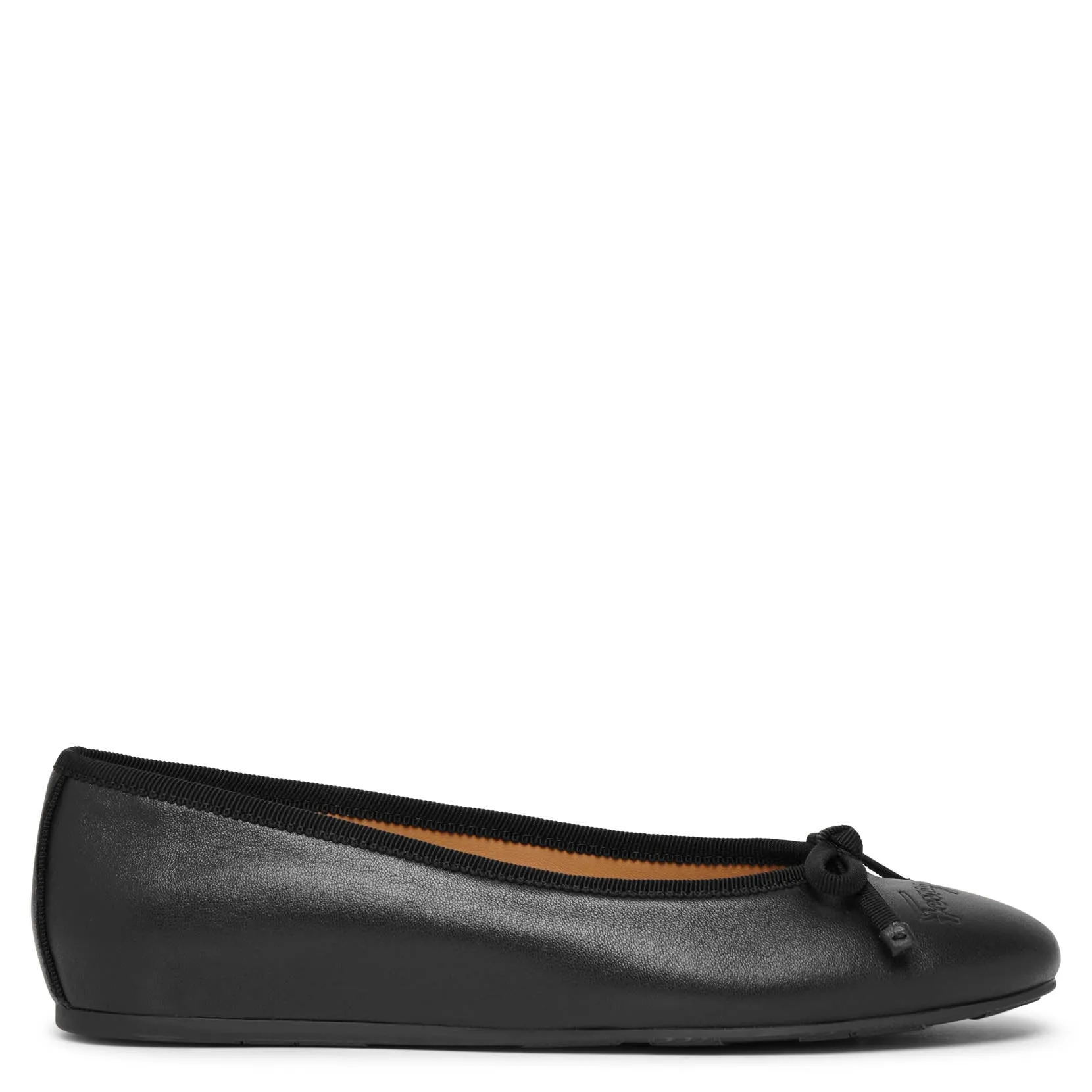 Ballerina black leather flats