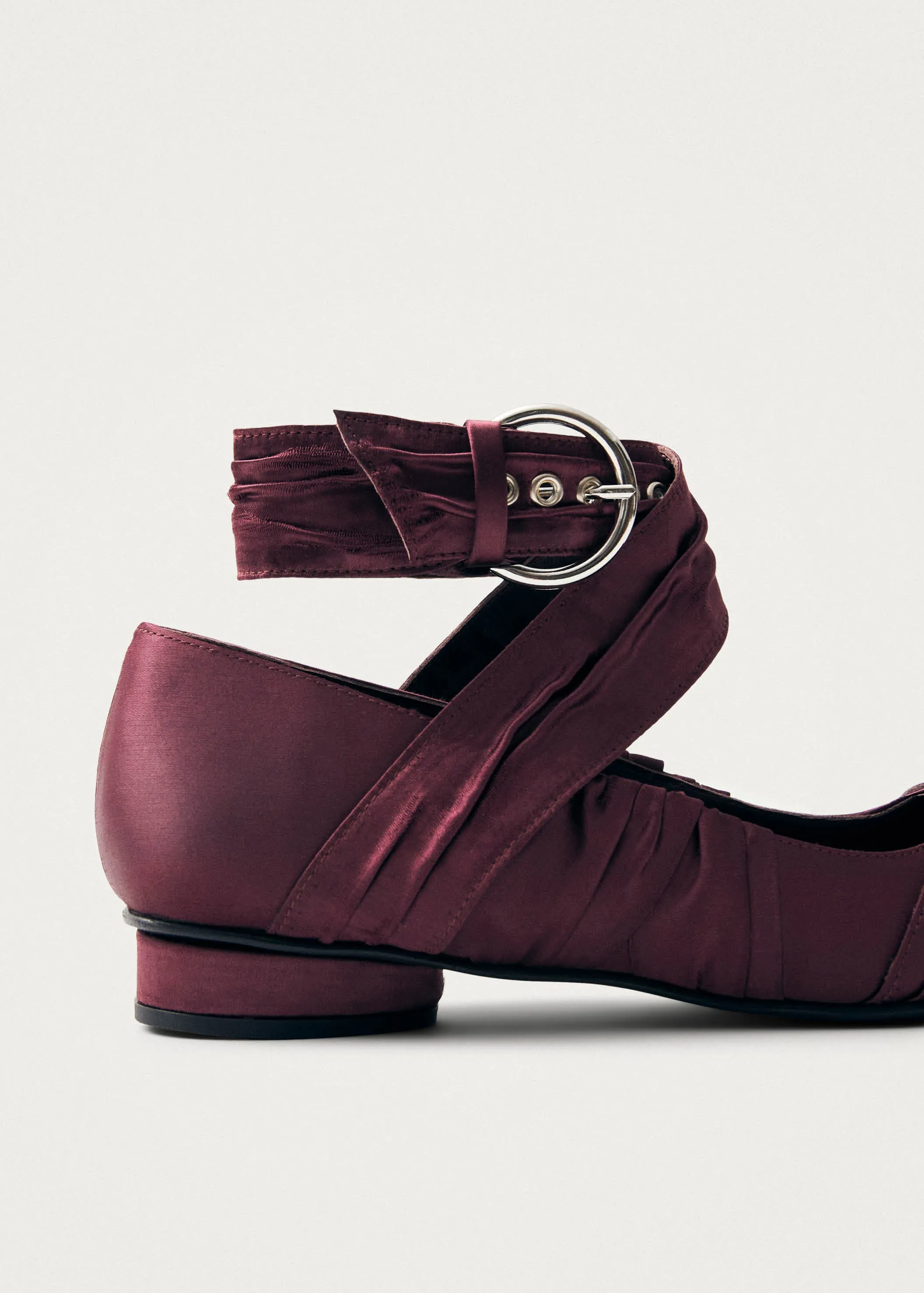 Volant Silky Burgundy Ballet Flats