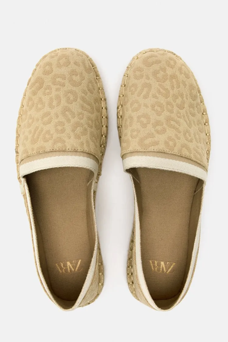 ZARA - FLAT ANIMAL PRINT ESPADRILLES